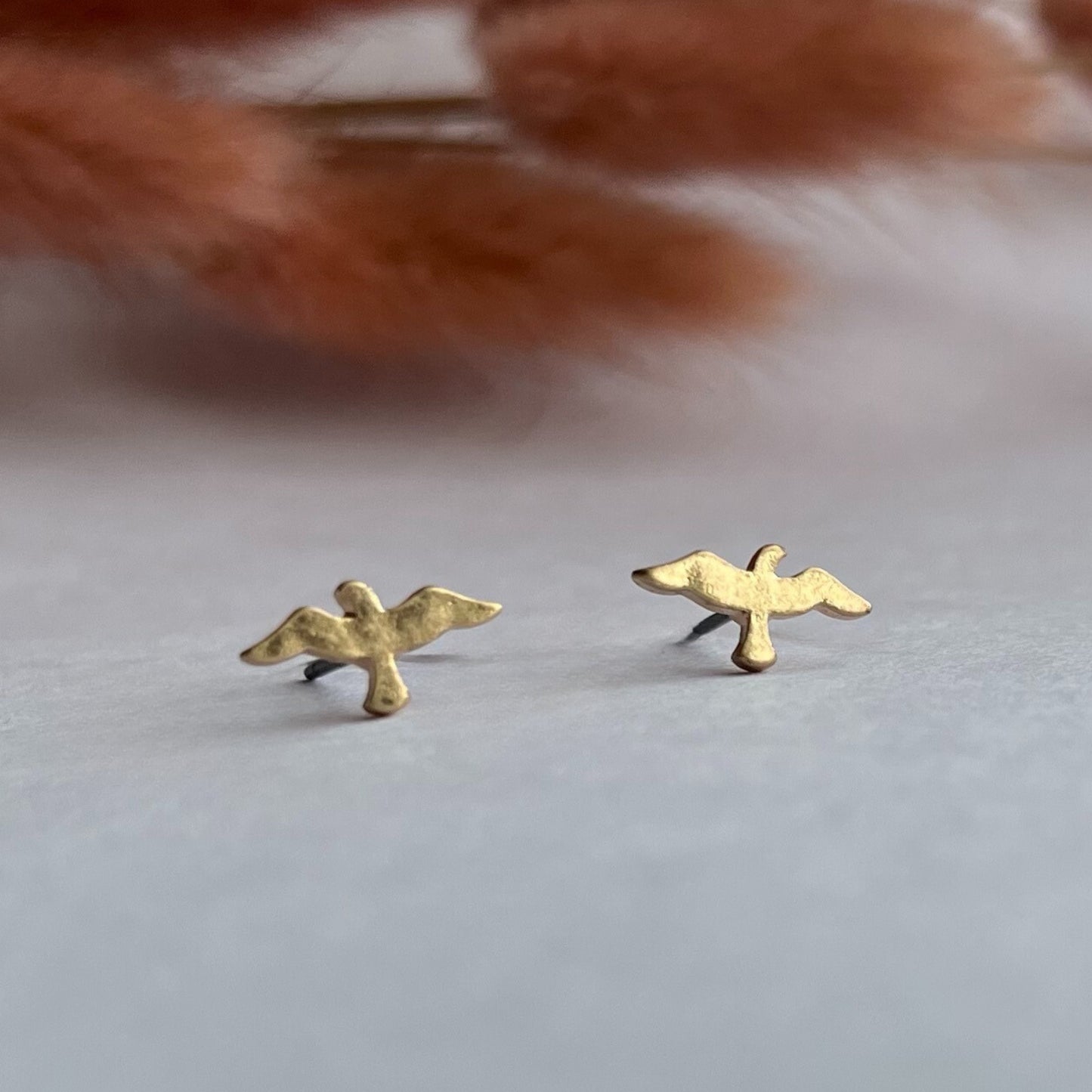 Seagull Gold Stud Bud Earrings