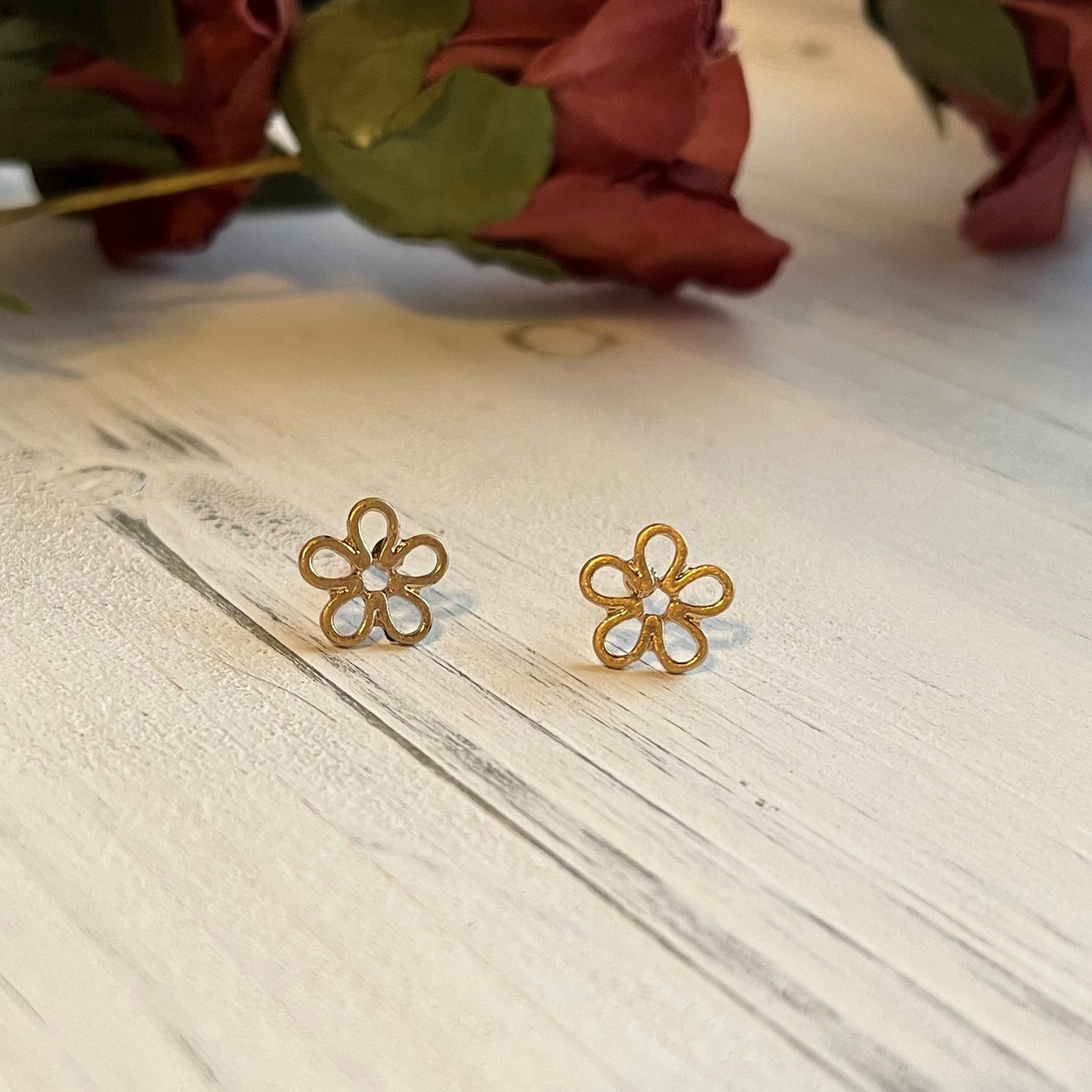 Flower Gold Stud Bud Earrings