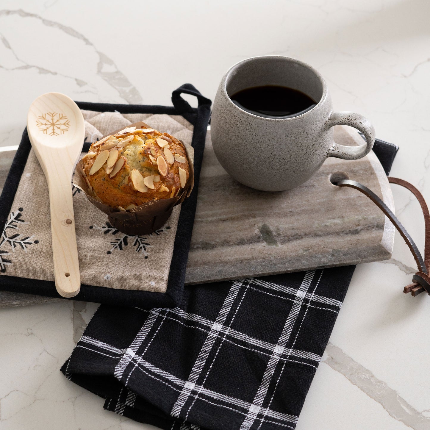 3 Piece Neutral Snowflake Kitchen Set