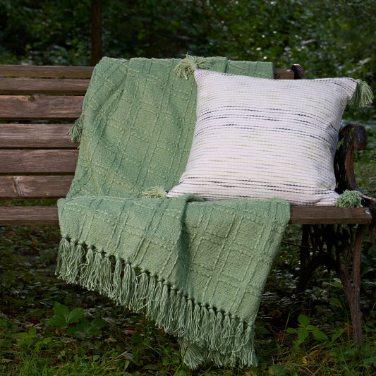 Jayde Sage Handwoven Indoor/Outdoor 50x70" Throw Blanket